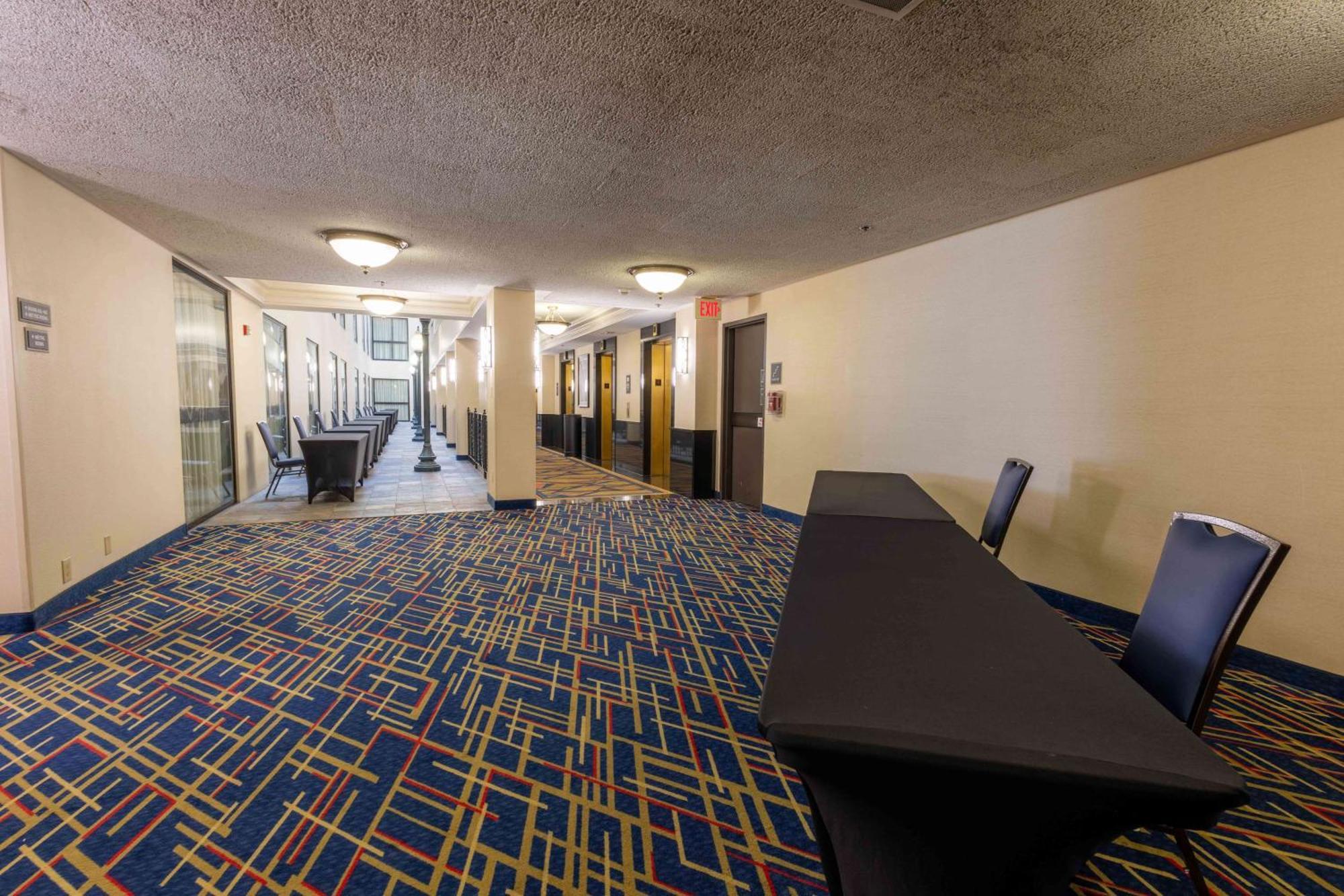 Drury Plaza St. Louis At The Arch Hotel Екстериор снимка