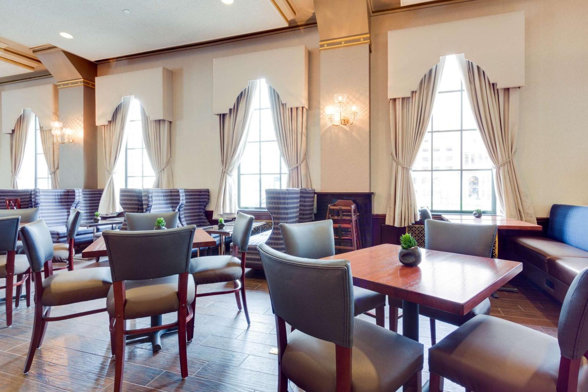 Drury Plaza St. Louis At The Arch Hotel Екстериор снимка